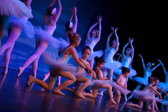Ballet & Dance School   